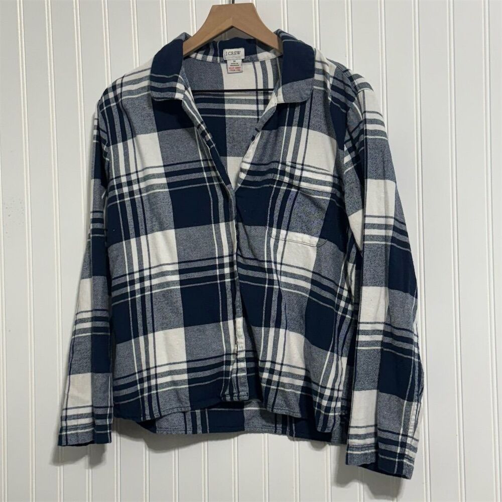 JCrew Women's Flannel Shirt Medium M Navy Blue White Plaid Button Up 100% Cotton